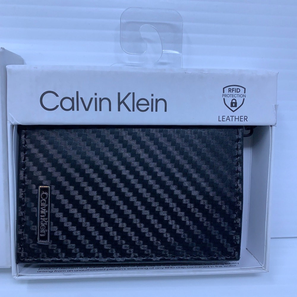 Calvin Klein Mens NS Black Carbon Fiber Leather RFID Trifold Wallet NWT